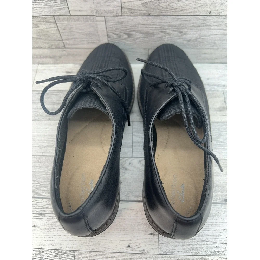 Clarks airabell tye
